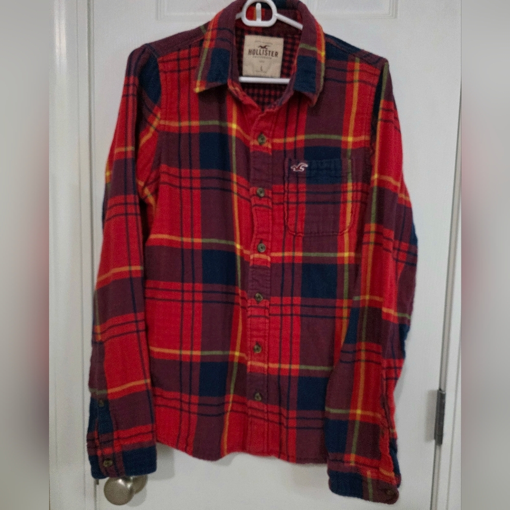 Y2K Hollister Men's Red and Blue Plaid Shirt
